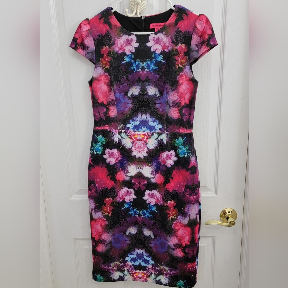 Betsy Johnson Floral Dress Sz 6
